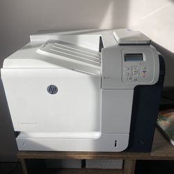 HP Laser Jet 500 Color M551 For Parts