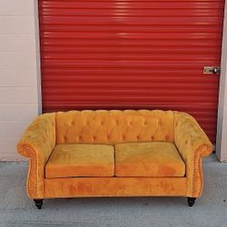 High-end Velvet Sofa 