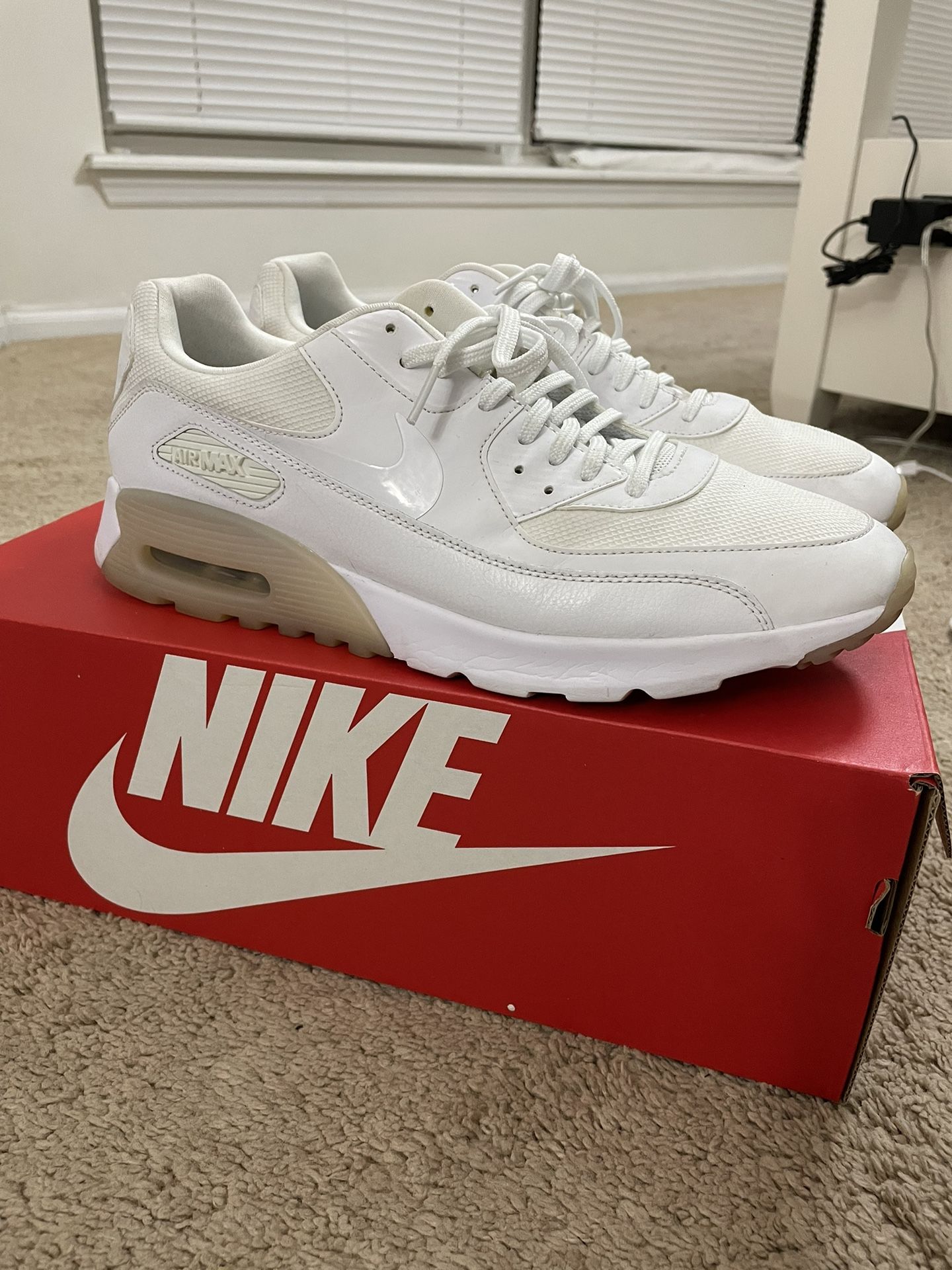 Nike Air Max 90 Ultra