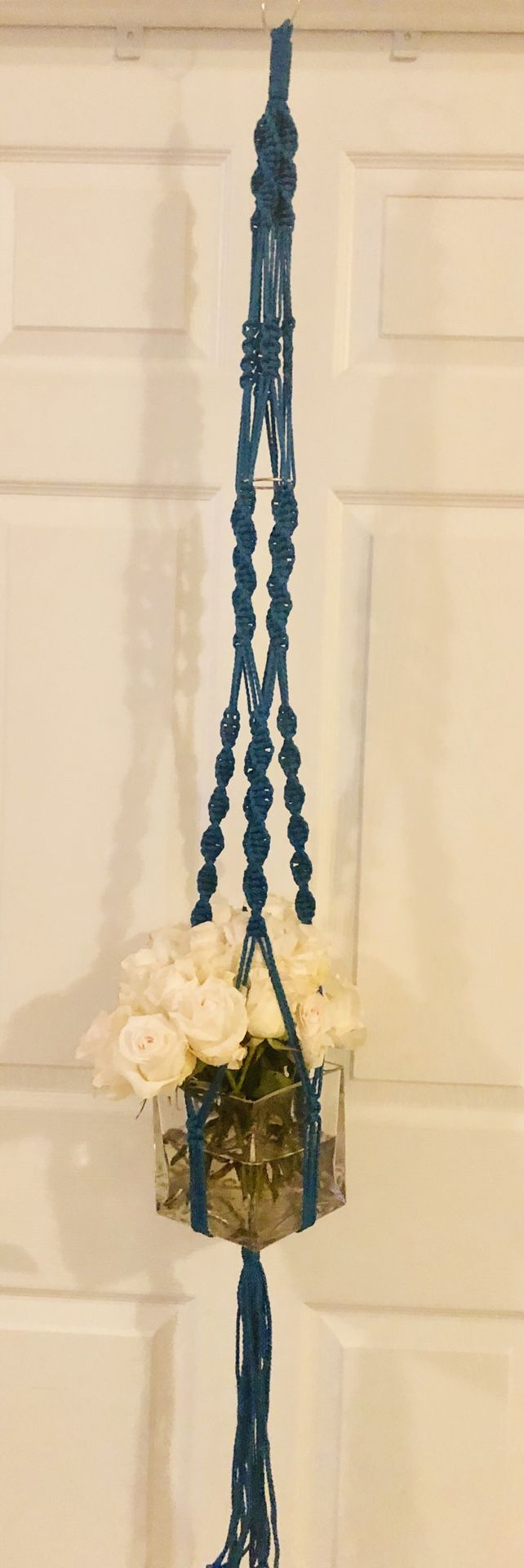 Macrame plant hanger