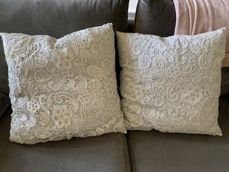 Lace cushion pillows - set of 2