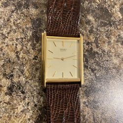 Vintage Seiko Tank Watch