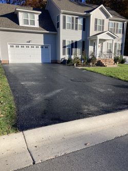Asphalt-Gravel-Sealcoat