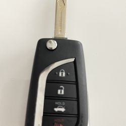 Llave Original Con Conteo Remoto Toyota Corolla O Camry