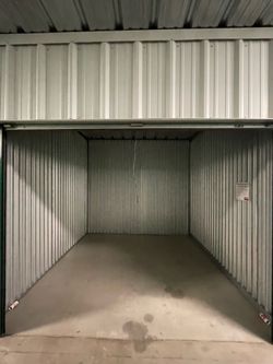 10'x10' interior Storage Units 50% Off 3 Months At Storage3 Delhi