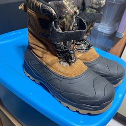 NEW Ozark Trail Insulated Waterproof Winter Boots – Men’s Size 12