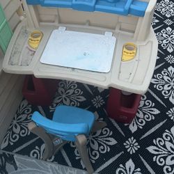 Fisher Step 2 Children Desk