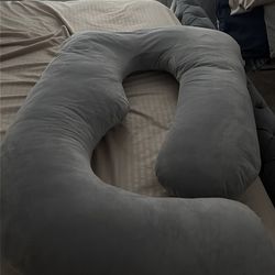 Momcozy Pregnancy pillow