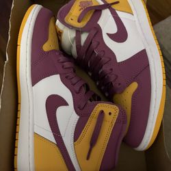 Men’s Nike Dunks 8.5