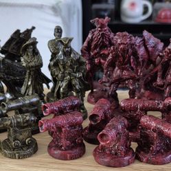 PIRATES OF THE CARIBBEAN DEAD MAN'S CHEST CHESS PIECES (READ BEFORE MESSAGING) ***SEE OTHER POSTS***