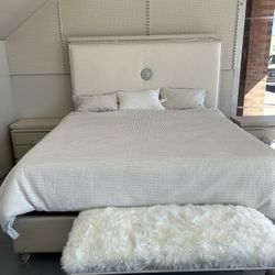 Lavish Bedroom Frames 