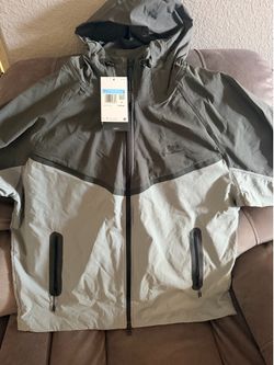 Nike windbreaker
