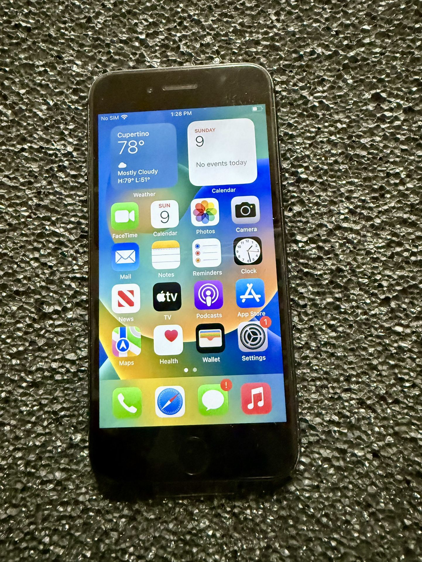 iPhone 8 64 gb Unlocked 