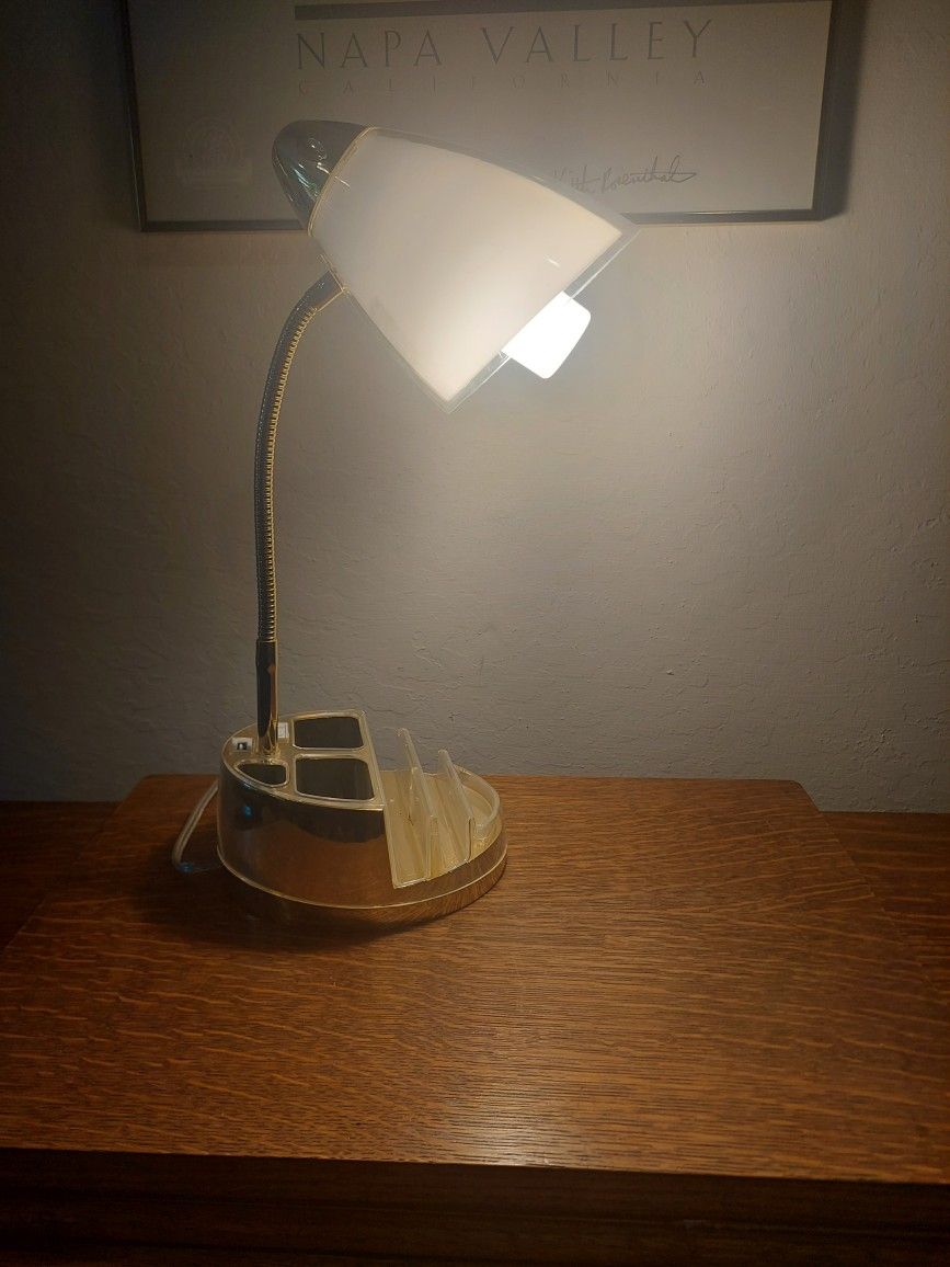 Arcadia Collection Desk/Table Lamp Model No. AF42772