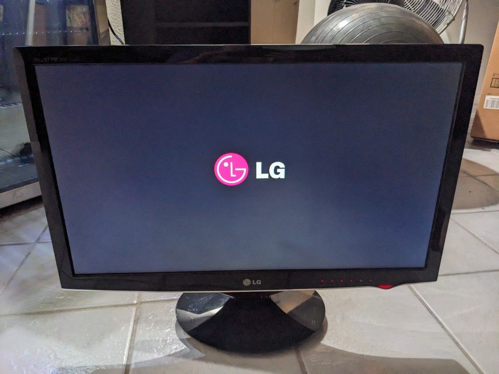 LG FLATRON Computer Monitor With Power Cable