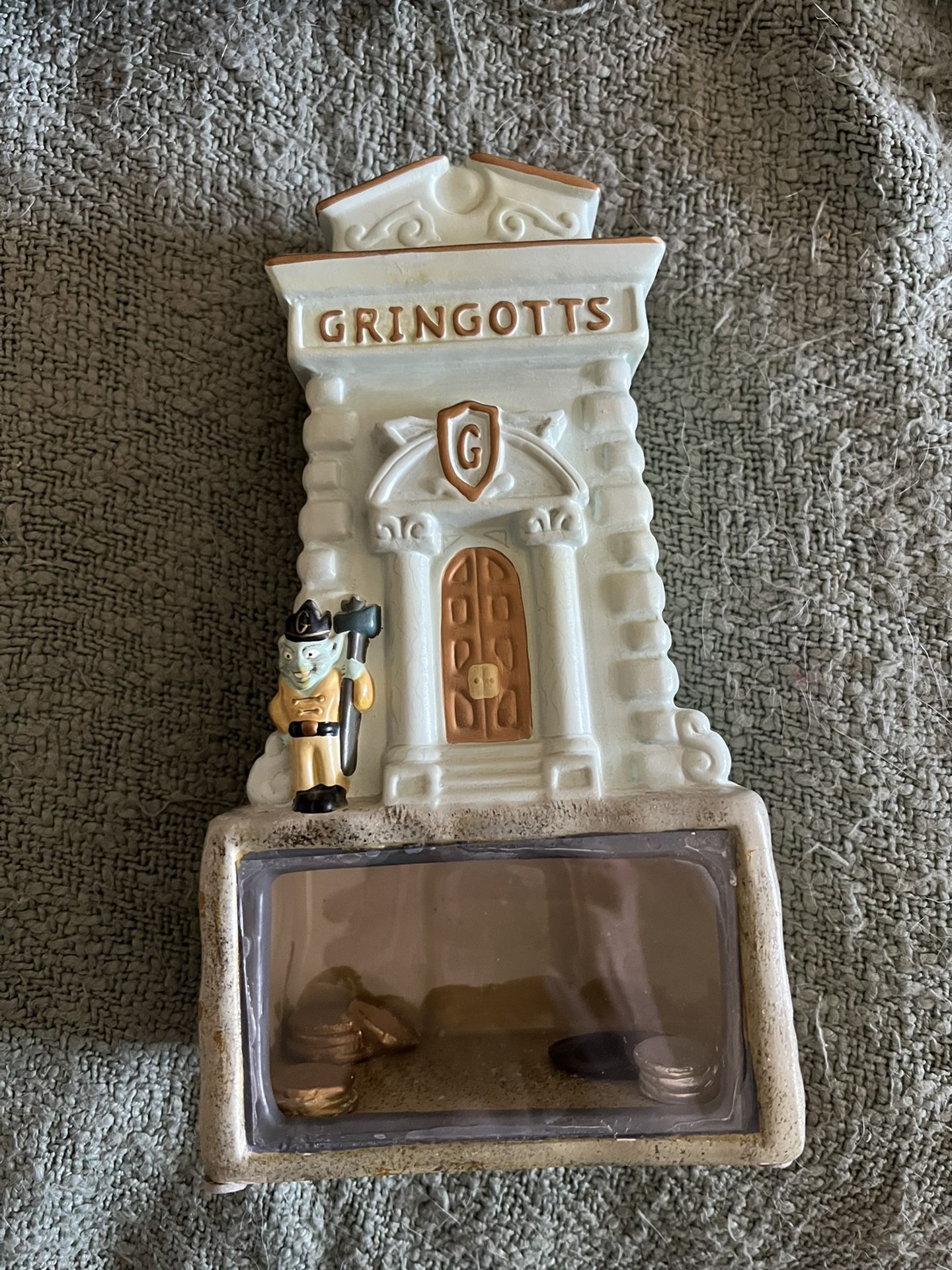 Harry Potter Gringotts Coin Bank Rare