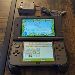 Soft Modded New 3DS XL 128 GB Micro SD witch Accessories