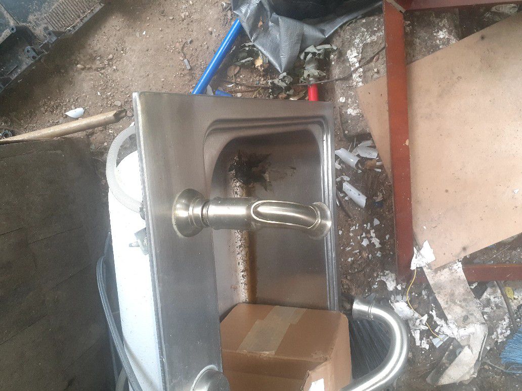 Stainless steel Sink With Attached 