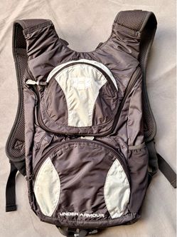 Backpack Under Armour + 4 Drawstring Bags – 5 Piece Lot