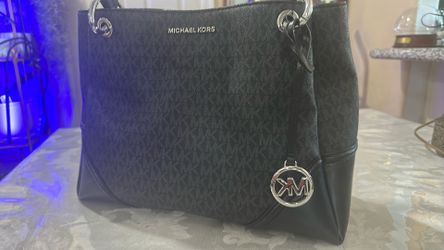 Black Michael Kors Never used