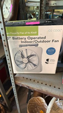 Battery Operated fan 10”
