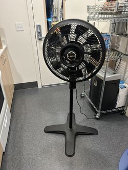 Lasko Floor Fan 22”