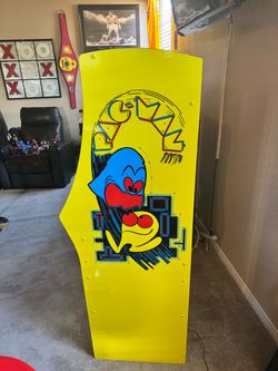 Arcade1Up PAC-MAN Deluxe 14-in-1 Arcade Machine – Wi-Fi – 17” Screen