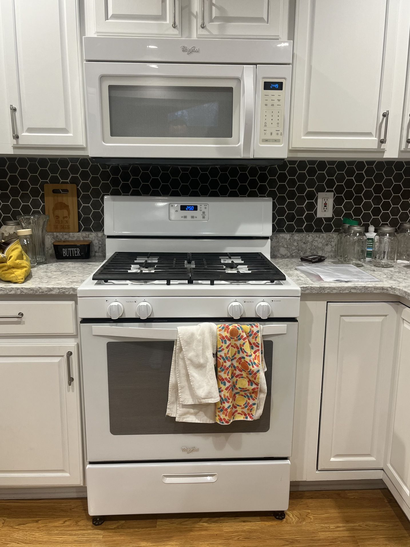 Whirlpool Oven and Microwave 