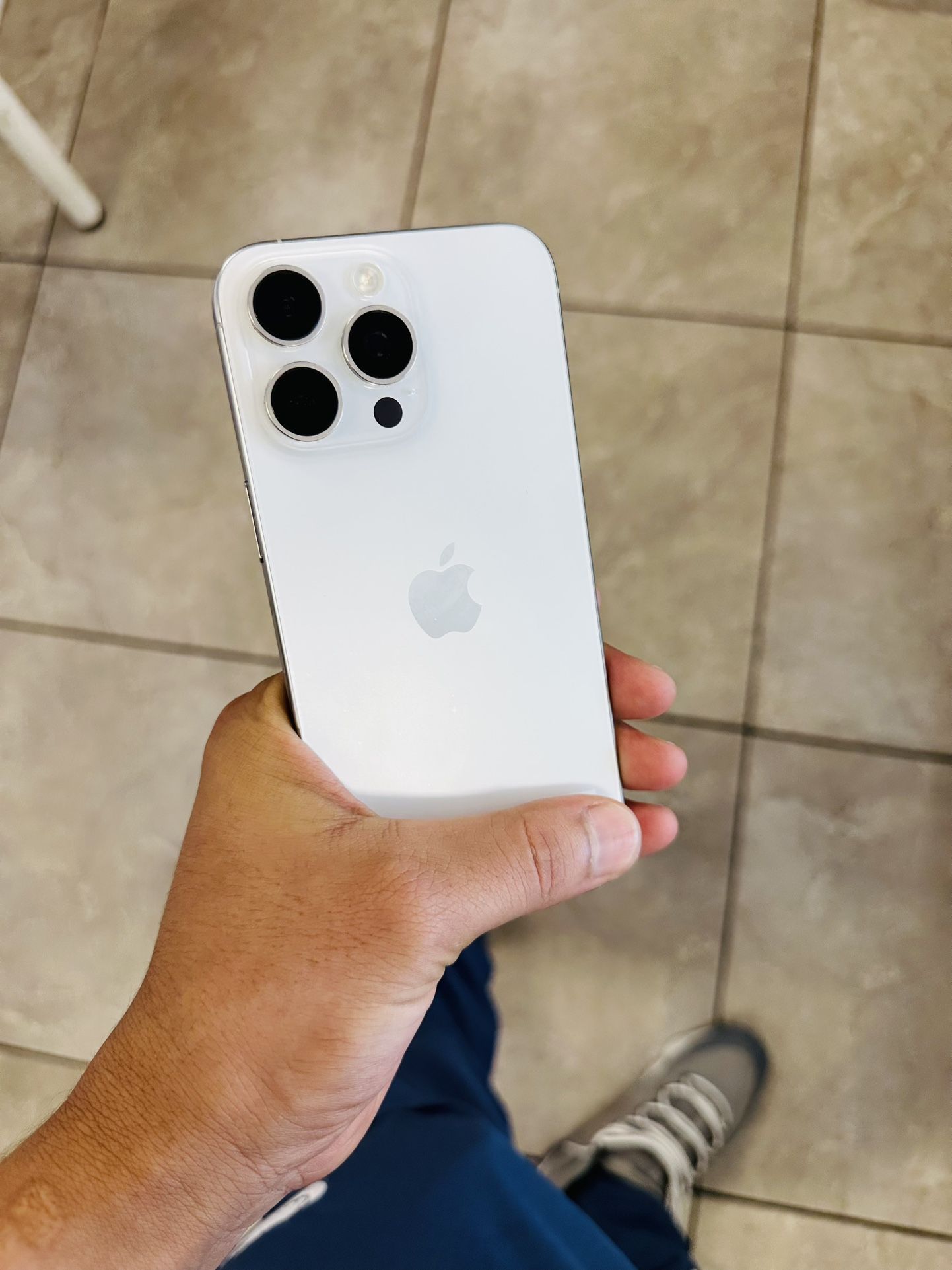 iPhone 15 Pro Max Unlocked 256GB