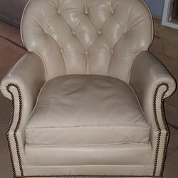 Nice White Smaller Couch Wheels