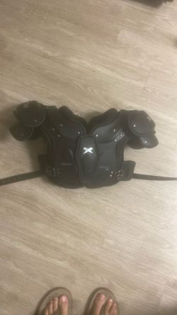 Xenith "Flyte 2" Football Pads YM