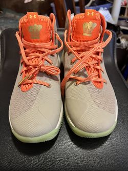 Under armour zapato para mujer talla 7 como nuevo , a mejor oferta , 