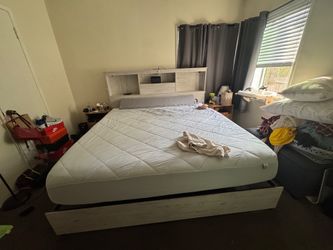 FREE King Size Bedframe