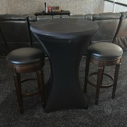 Pub Table And Stools 