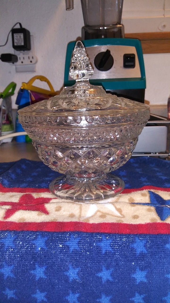 Heavy Lead Crystal Bowl With Lid