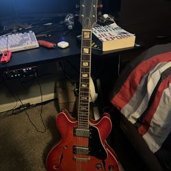 Ventura Semi-Hollow Electric Guitar
