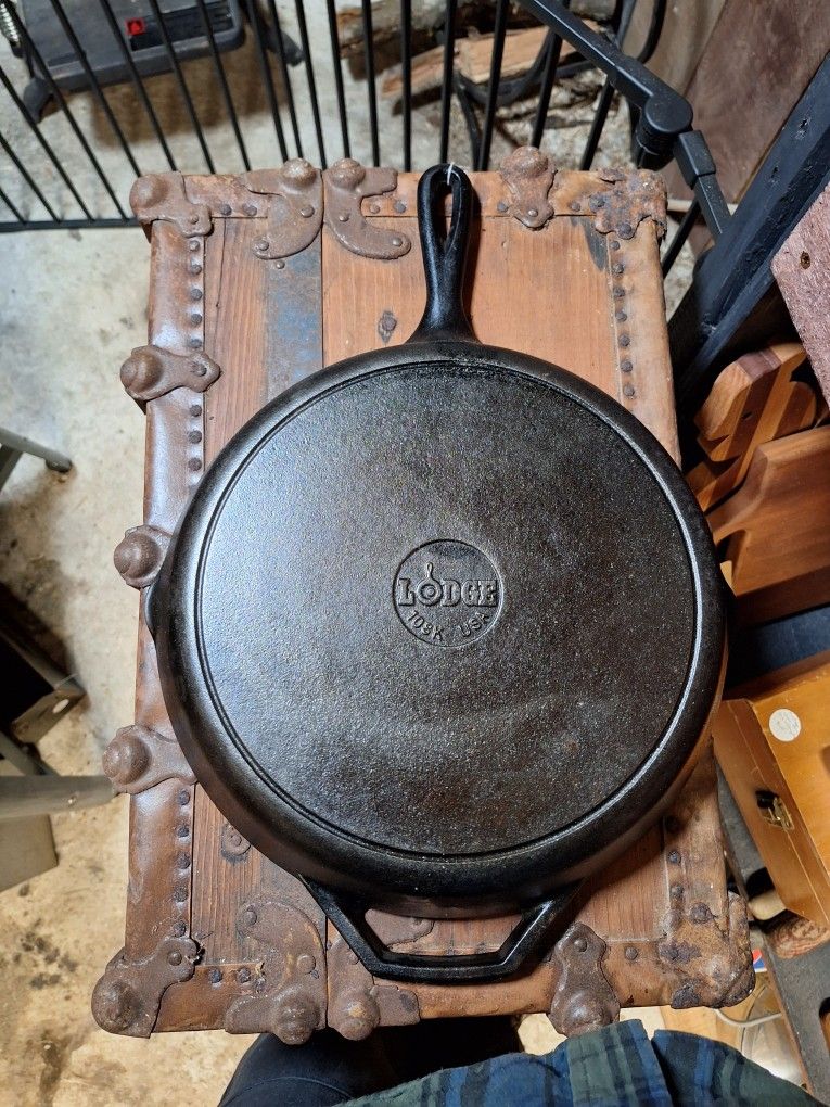 Lodge Cast Iron Skillet
