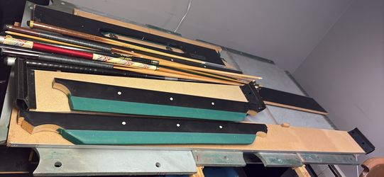 Pool table
