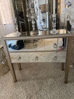 Mirrored console table