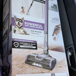 Shark Cordless Pet Vacuum Cleaner XL Dust Capacity 