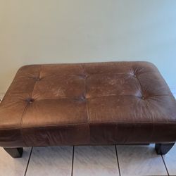Pottery Barn Sullivan Ottoman