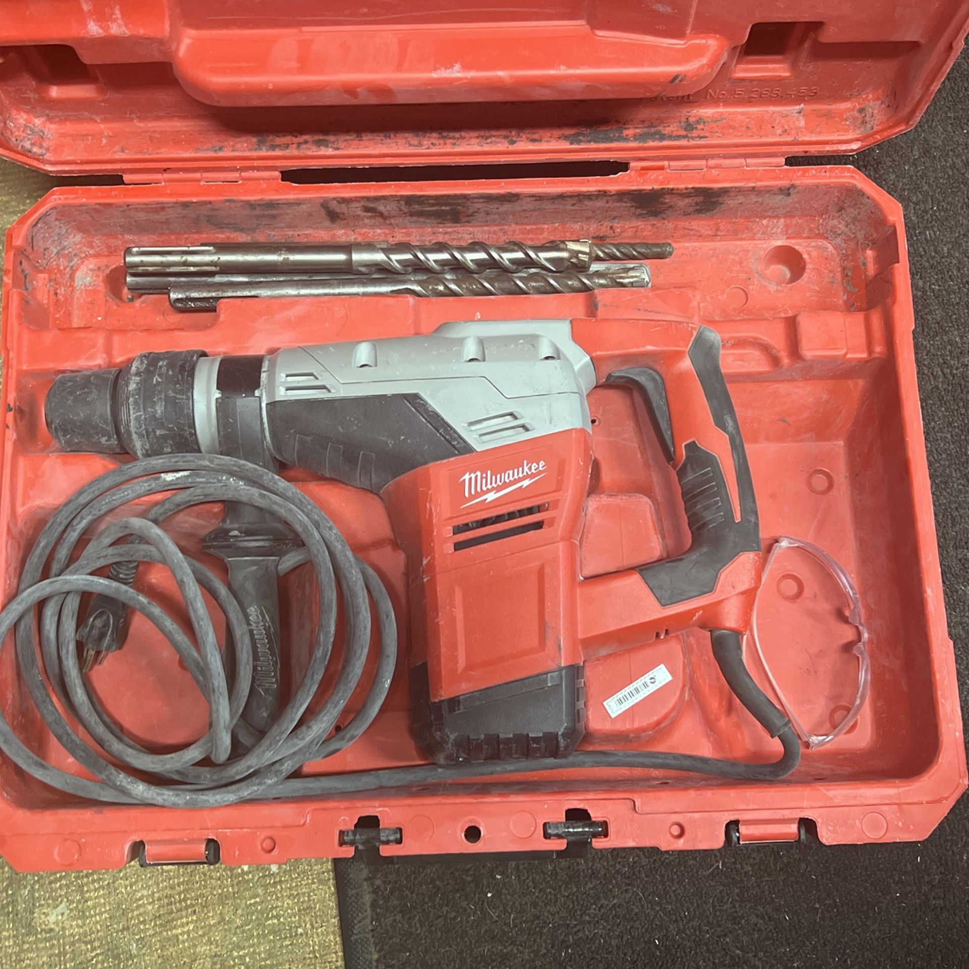 Milwaukee, Roto Hammer Model Number 531721 Sds Max Roto Hammer Kit for