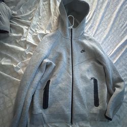Nike Tech Jacket Gray 