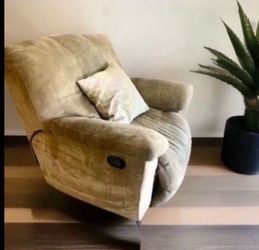 Olive 🫒 Green cozy, ultra-plush microfiber luxury recliner
