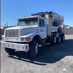 1991 INTERNATIONAL CONCRETE TRUCK 