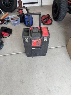 Rolling Tool Chest 