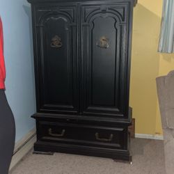 Black Wood Dresser