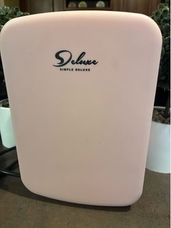 Mini fridge