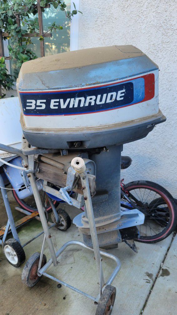 35 Hp Evinrude/ Johnson Outboard Boat Motor