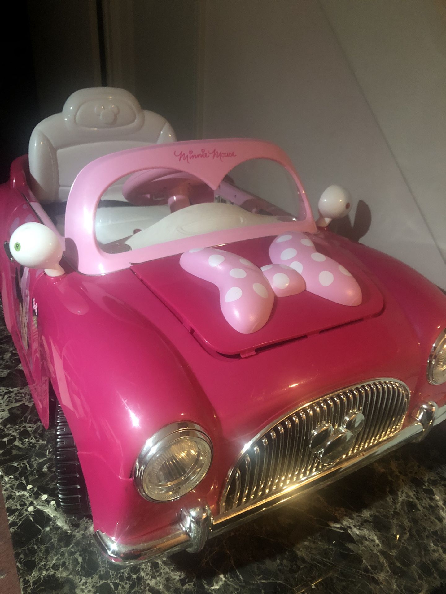 Minnie Mouse Car for Sale in Brwnsboro Vlg, KY OfferUp